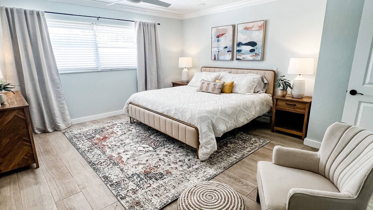 Belair Bayou House | King Suite! Heated Pool! 5 miles to beach!