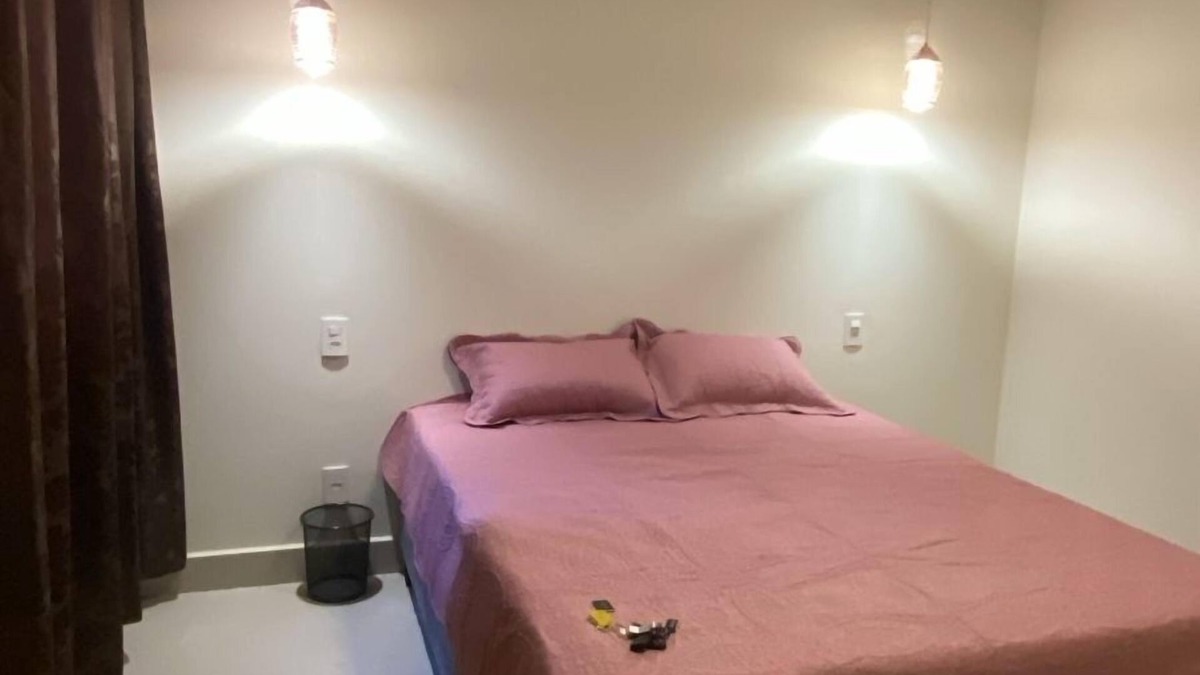 Brasilia House | Kingdom Of Eagles Bedroom , Private Room in a house, 5 Min from Londrina Airport