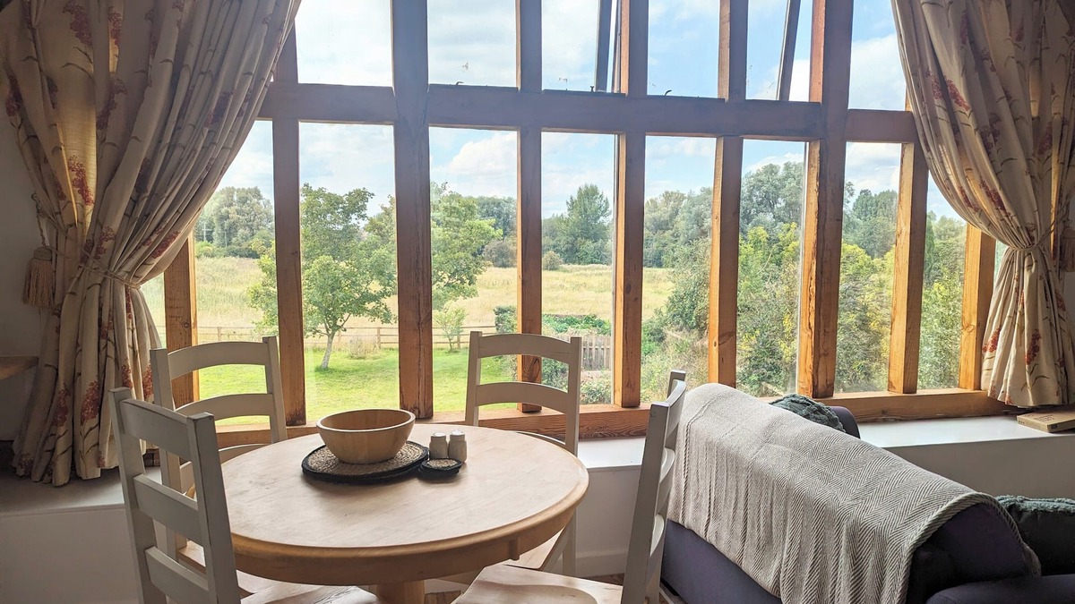 Abingdon Bed & Breakfast | Kingfisher Barn