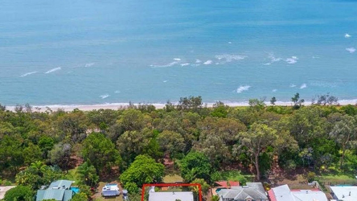 Toogoom House | Kingfisher by the Sea