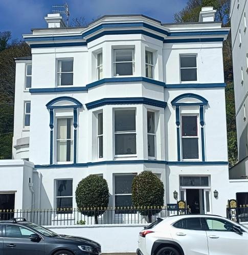 Douglas Promenade House | Kings' House