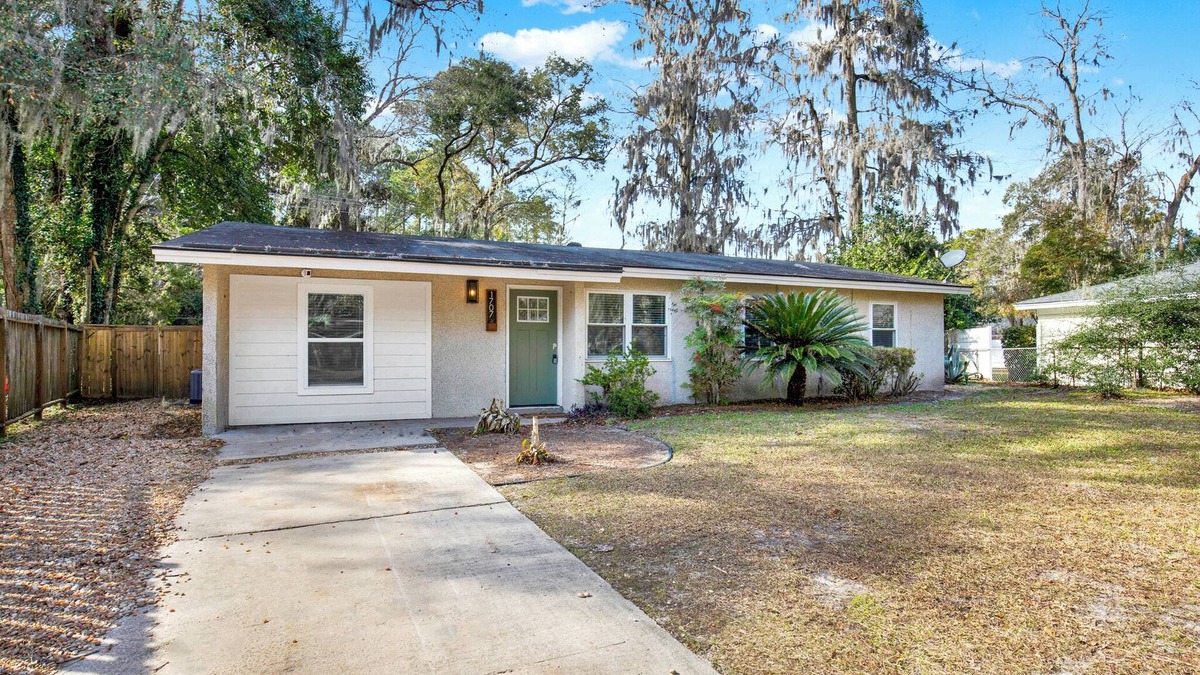 Savannah House | Kings Way Bungalow