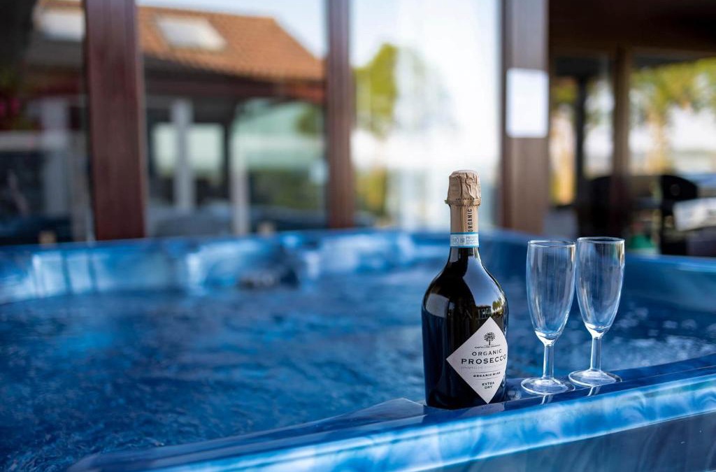 Compton Martin House | Kingsley Lake View