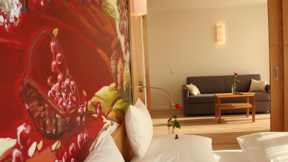 Bad Waltersdorf House | Kirschsuite ab 7 Nächte Halbpension - Hotel-restaurant Teuschler-mogg