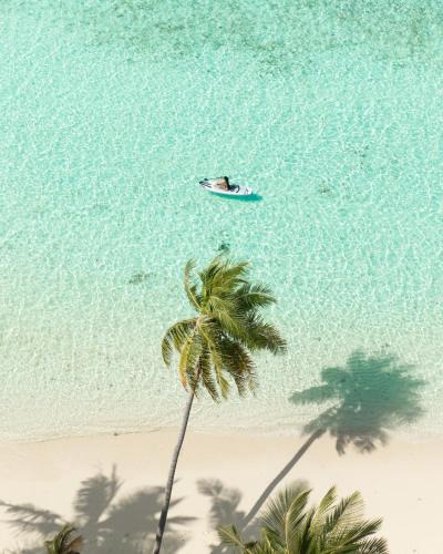 Omadhoo Hotel | Kirulhiya Maldives - Omadhoo