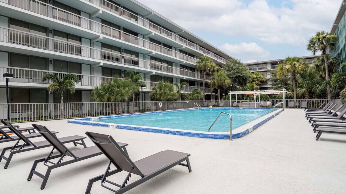 Kissimmee Apartment | Kissimmee 1BR Modern Space 5 minutes to Disney