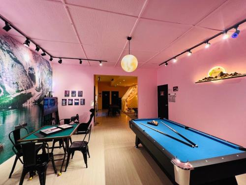 Kuala Lumpur Apartment | KL CherasKaraokeVR GamesBuffet19 Pax7KMKLCC