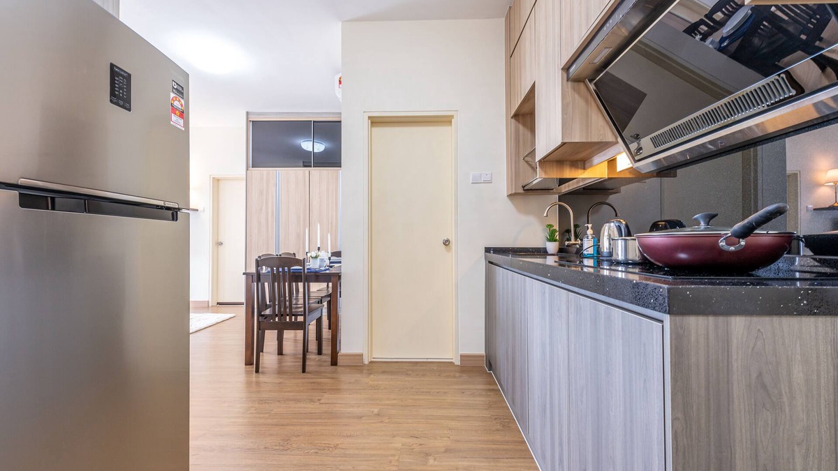 Batu 9 Cheras Condo | KL Saville Cheras Whole Unit#1 Direct Link MRT Sri Raya Infinity pool 6+8Pax