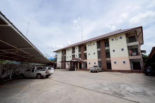 Nong Khae Hotel | KN Grand Hotel