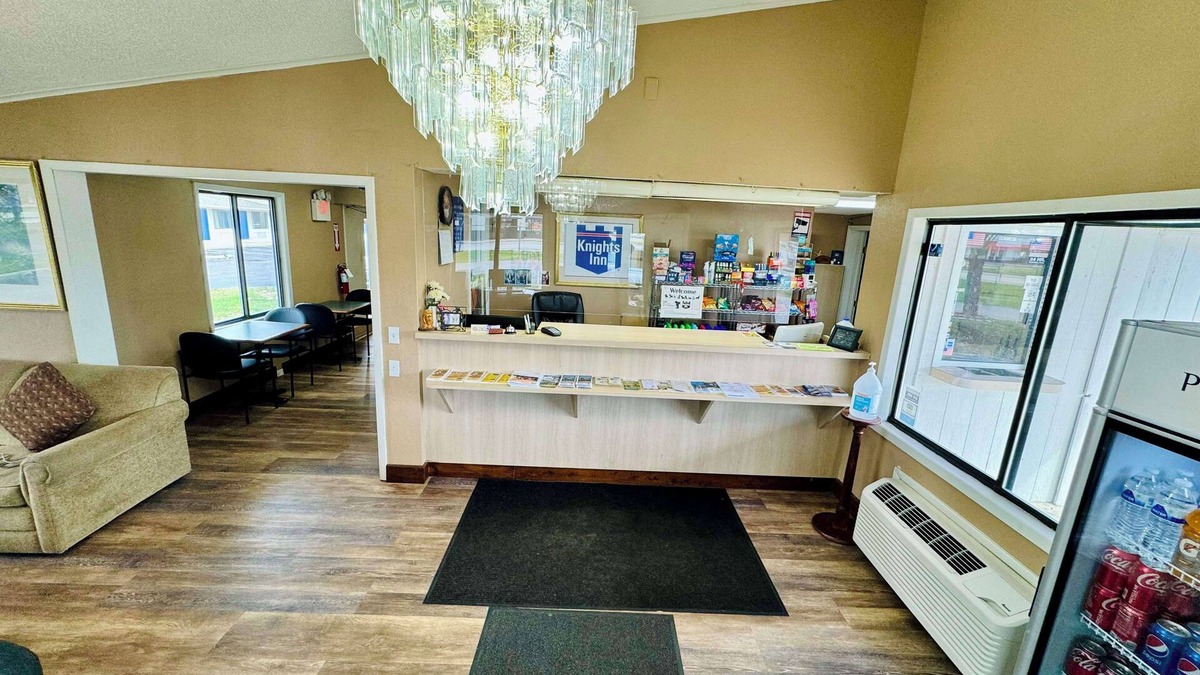 Bridgeport Hotel | Knights Inn Bridgeport Frankenmuth
