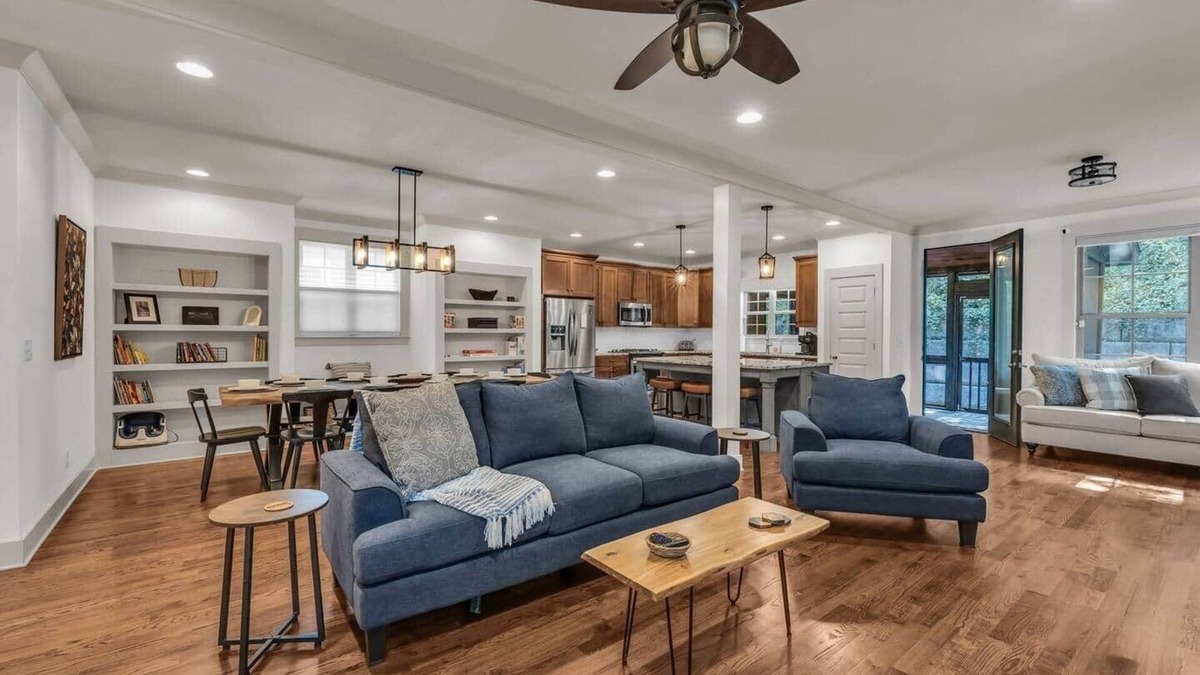 North Chattanooga House | Knollbrook Gardens