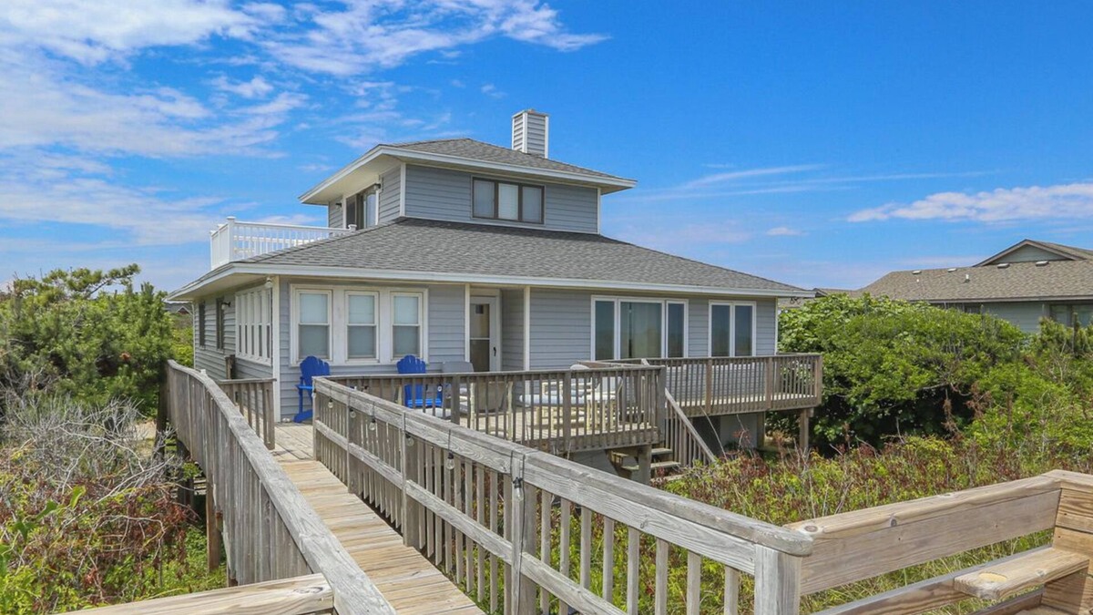 Southern Shores House | Kohler Cottage - 4 BR Oceanfront Cottage in Southern Shores w/Elevator