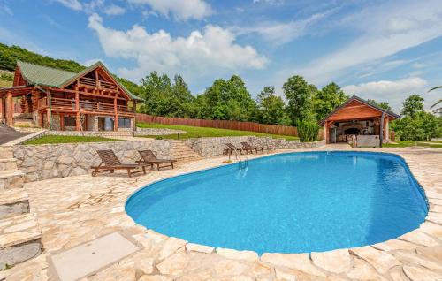 Gospic House | Kolibe Lika - Bellow The Hill