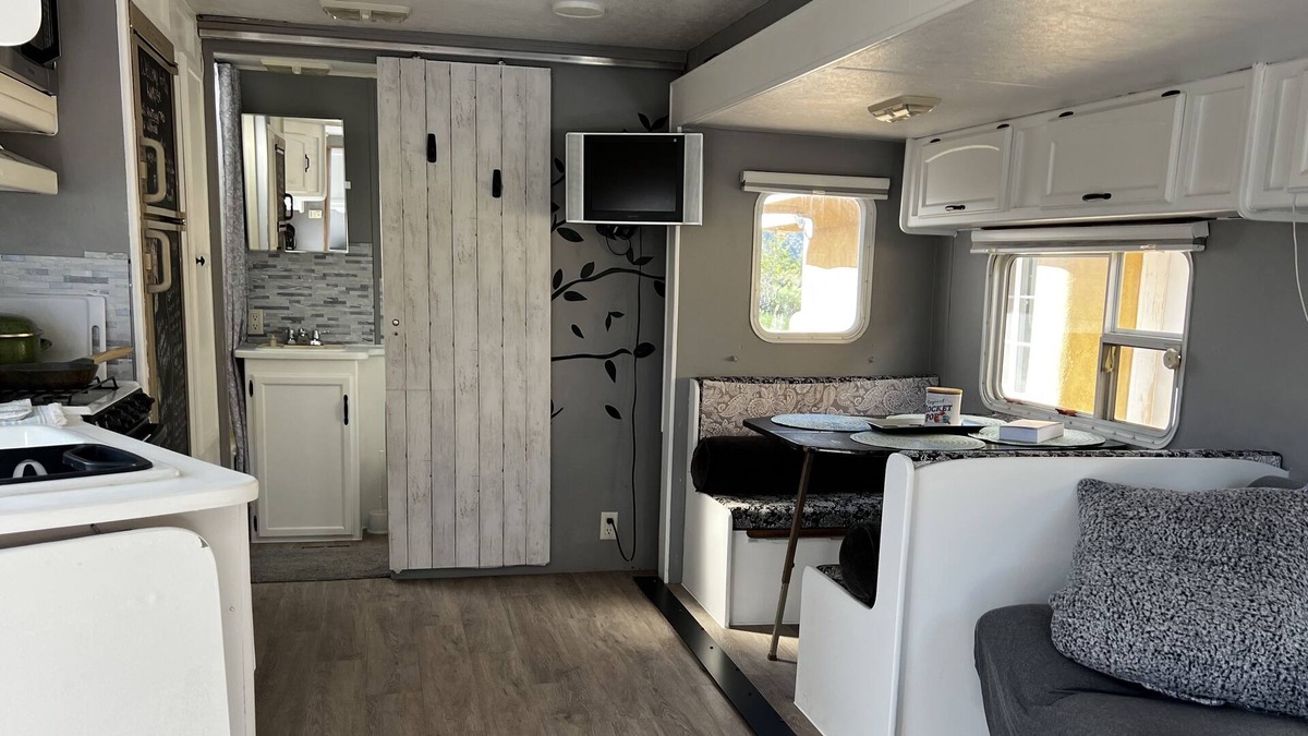 New Harmony House | Kolob Kamper