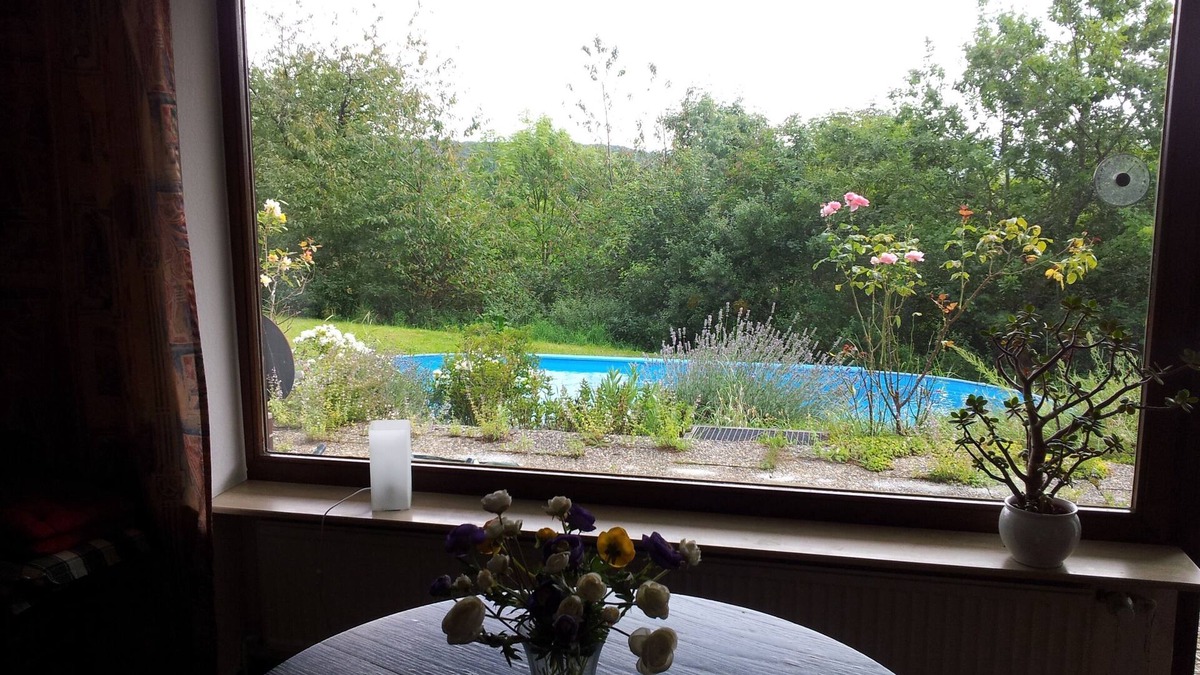 Zimmerau Apartment | Komfortable FeWo (65qm) für 1 bis 2 Personen am Südhang