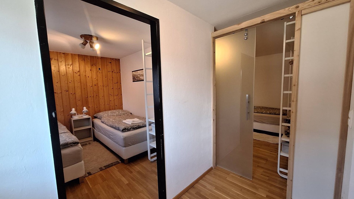 Kirchbach Apartment | Komfortable Erdgeschosswohnung für bis zu 7 Gäste mit Garten und Parking