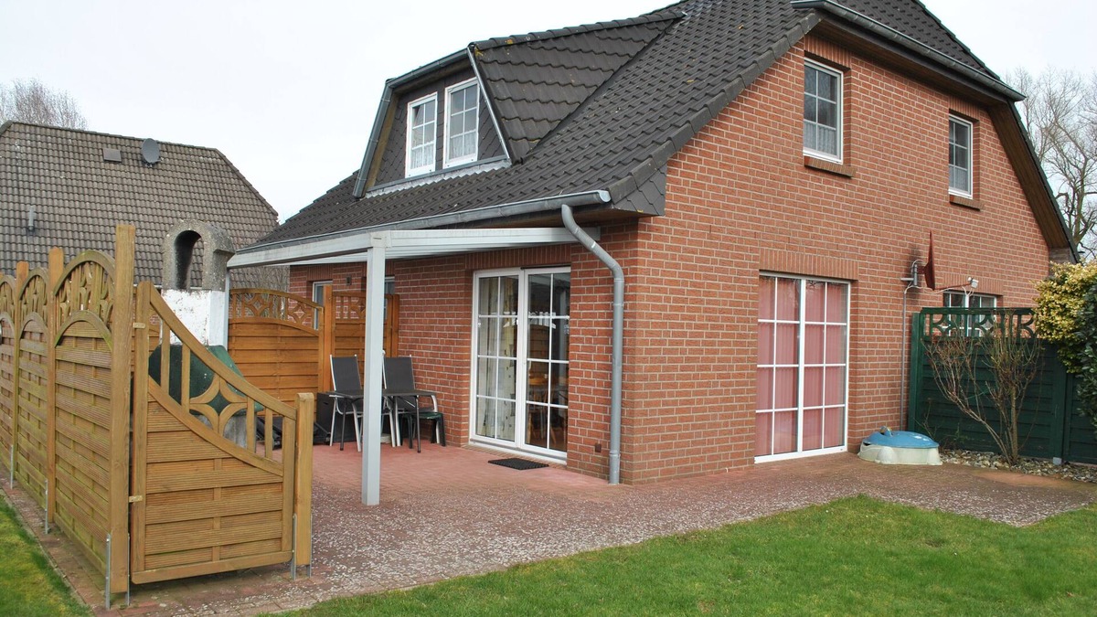 Norderteil House | Komfortables, Helles Steinhaus mit Überdachter Terrasse