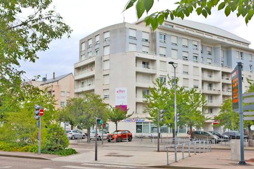 Vandoeuvre-les-Nancy Apartment | KOSY Appart'Hôtels - La Maison Des Chercheurs