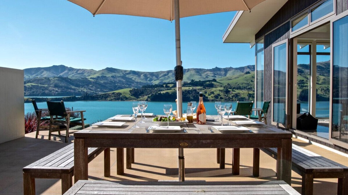 Akaroa Cottage | Kotare Point Paradise - Akaroa Holiday Home