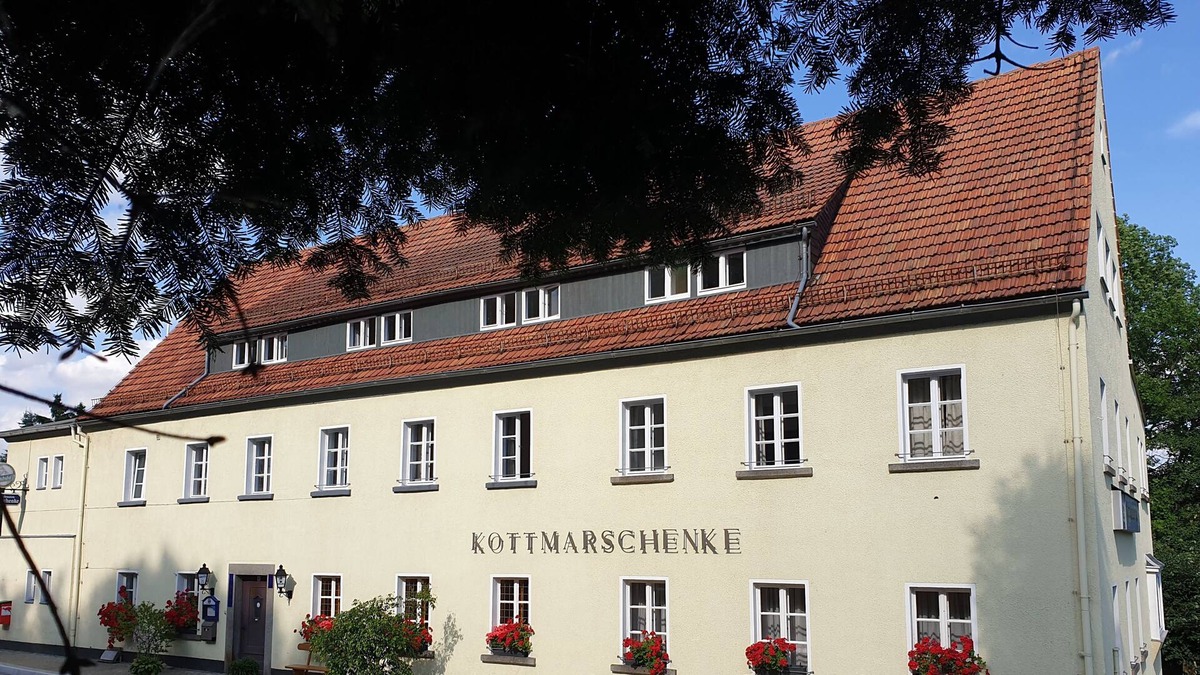 Kottmar House | Kottmarschenke - Gästezimmer & Ferienwohnung am Kottmar