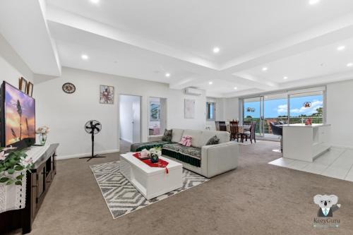 Blacktown Apartment | KozyGuru | Blacktown | 3 Bedroom APT