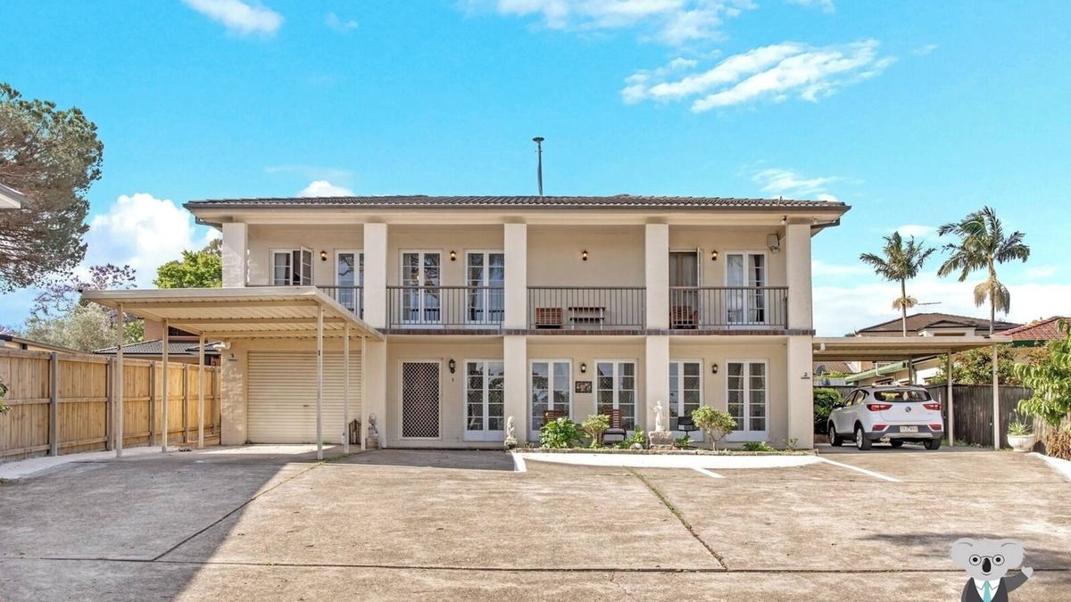 Thornleigh House | KozyGuru | Thornleigh | Charming Two-Bed Townhouse
