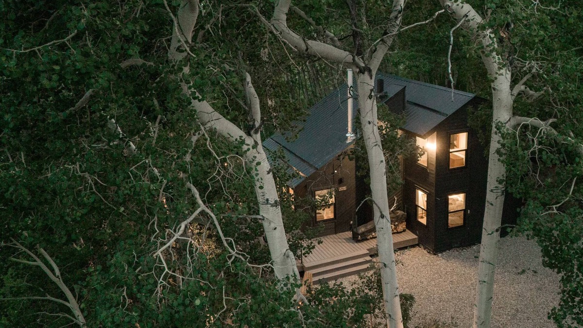 Kremmling Cabin | Kremmling Cabin: Firepit, Pets, Sleeps 8, Trails!