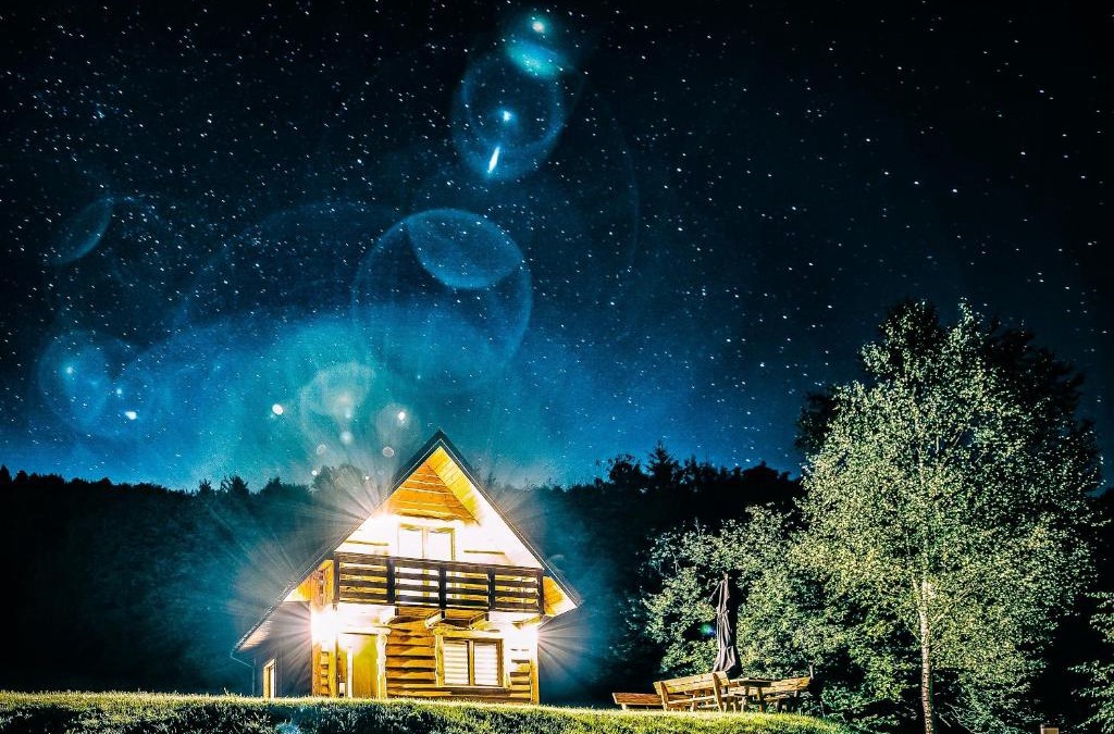 Baligrod House | Kryjówka Yetiego Domek w zaciszu Bieszczad z jacuzzi