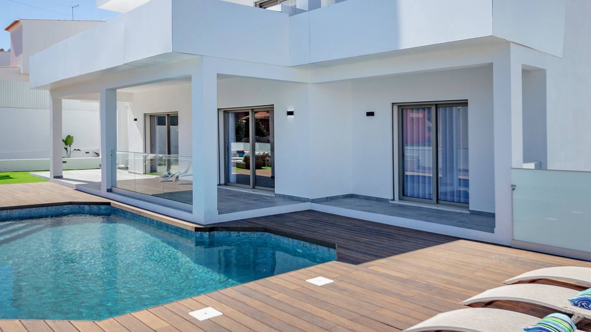 Montechoro House | Krystal Bay Villa