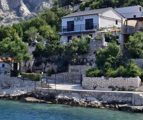 Lukovo House | Kuća za obiteljski odmor Ulrich