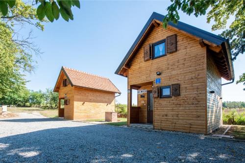 Brestovac House | Kuća za odmor Nikol