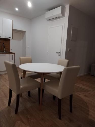 Sibenik Apartment | Kućica Nada