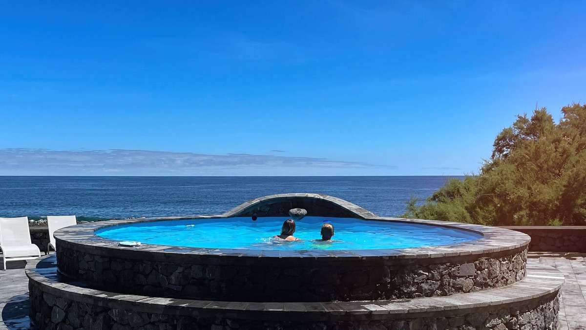 Calheta Hotel | Kuanza Nature Experience