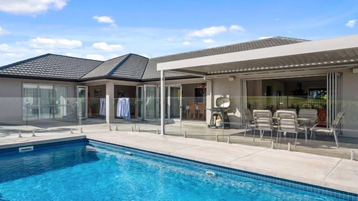 Kumeu House | Kumeu Calm