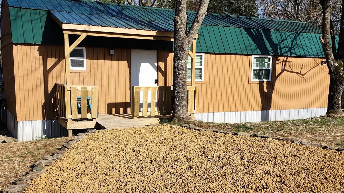 Como Cabin | Kuprel Country Cabin with loft!