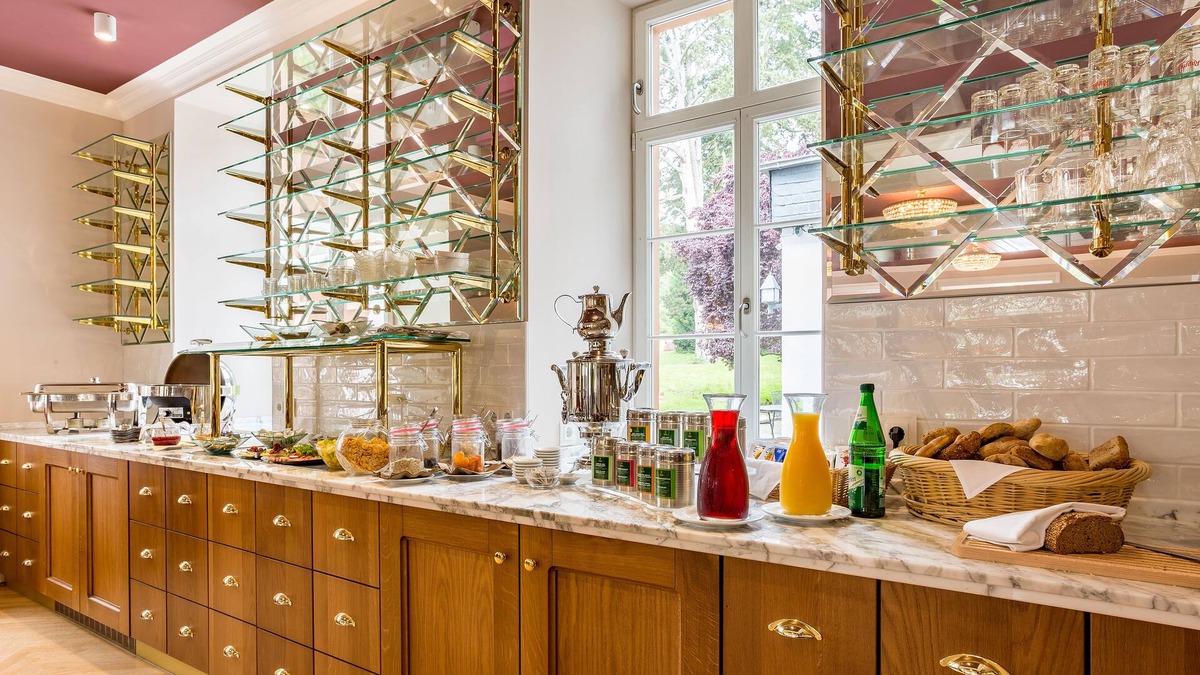 Bad Salzhausen Hotel | Kurhaushotel Bad Salzhausen