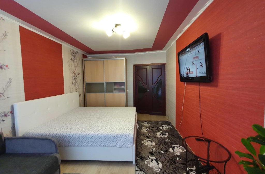 Oktyabrskiy rayon Apartment | Квартира в Кольцово у аэропорта