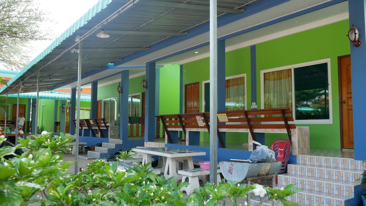 Khlong Khut Hotel | Kwanjai Resort