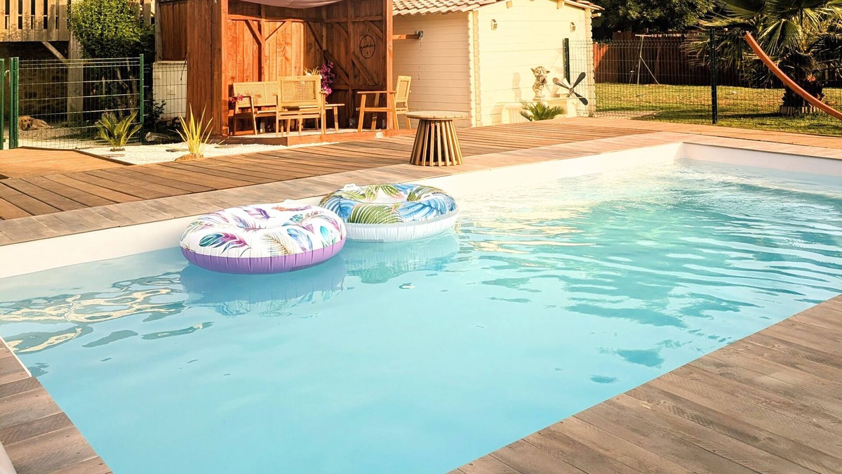Hure House | L'échappée Huroise, private pool and spa