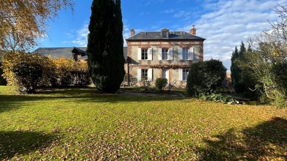 La Riviere-Saint-Sauveur House | ‘L’ éditeur’ - Maison de Maître Honfleuraise.