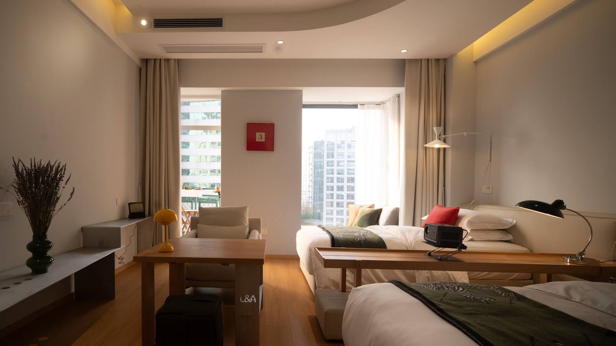 Hejiang Pavilion Apartment | L&A 觀亭 08 Cozy apartment in Chengdu. Next to the famous city scenic point.