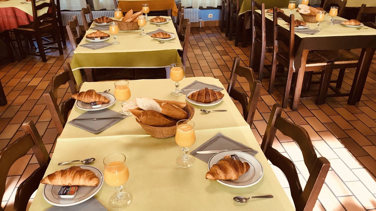 Pont-de-Salars Hotel | L'Agapanthe