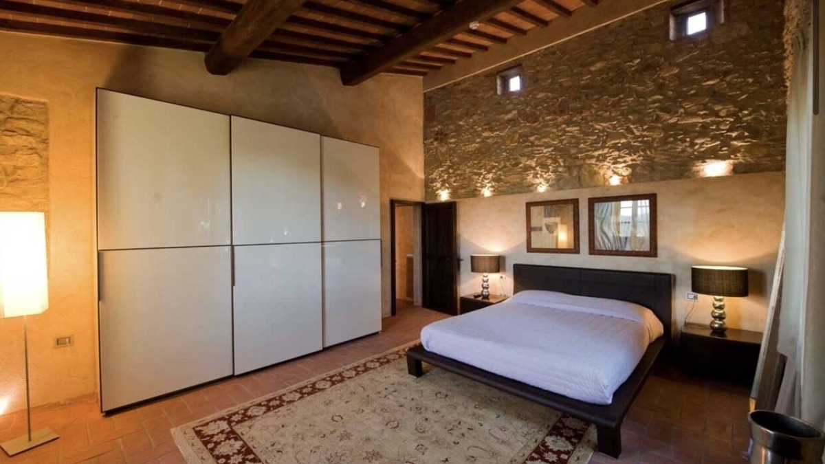 Santa Cristina a Mezzana Bed & Breakfast | L' Agriturismo Sottototno located in the heart of Tuscan nature
