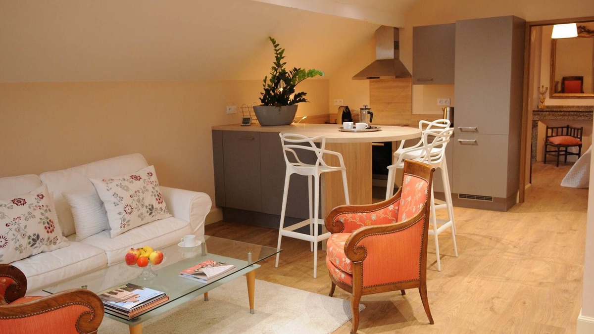 Marssac-sur-Tarn House | L'Appart', charming gite on the 2nd floor of the chateau