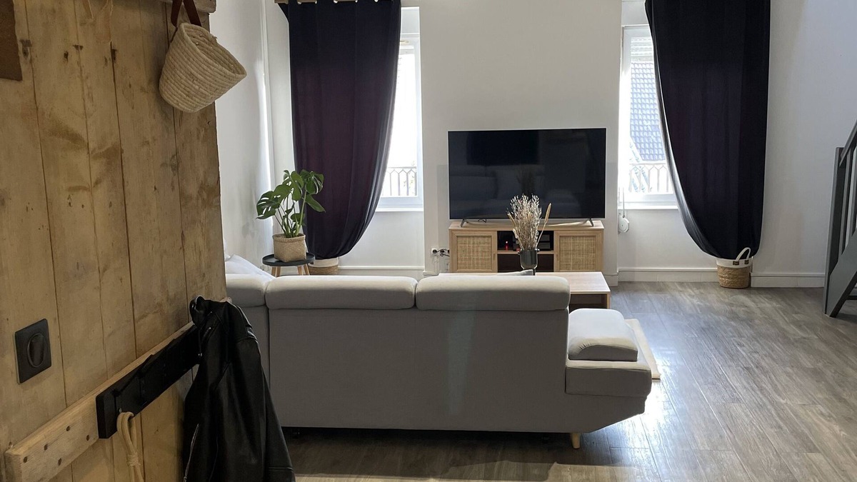 Chalon-sur-Saone Apartment | L'appart Saint-laurent au Cœur de Chalon Sur Saône