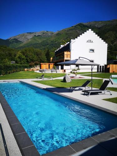Ayzac-Ost Apartment | L'Argalyde Esprit Pyrénées Wellness & Cycling