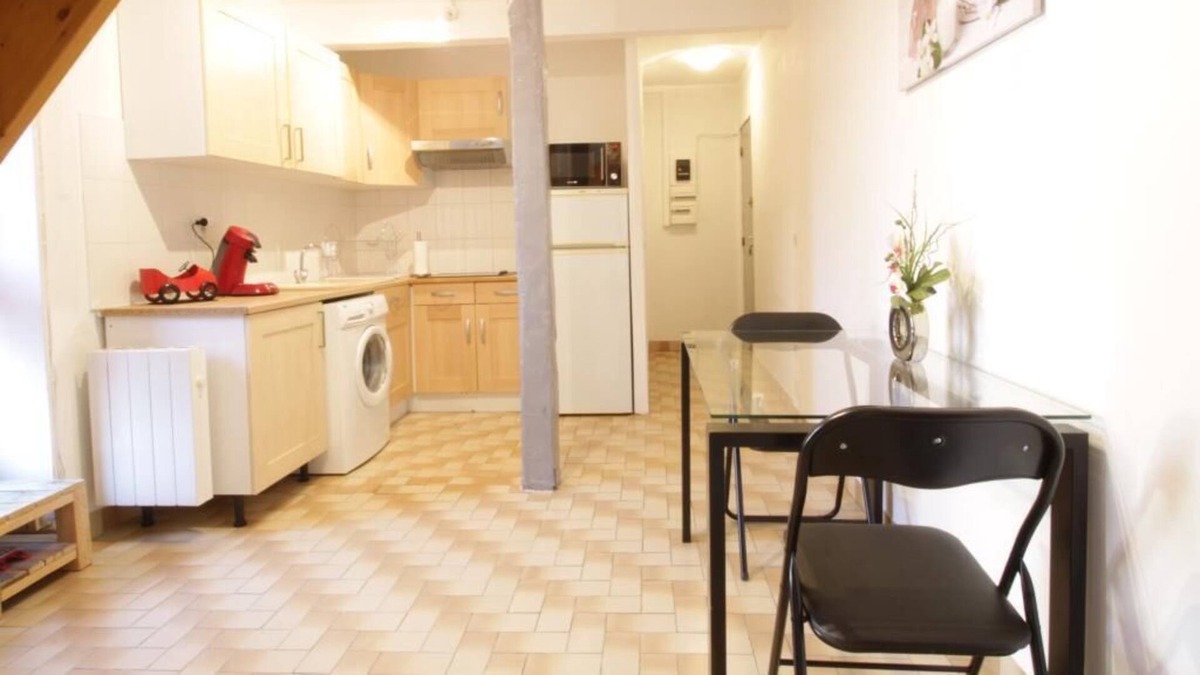 Arpajon Apartment | L'Arpajonnais 4 Cozy Hyper Center 5min N20