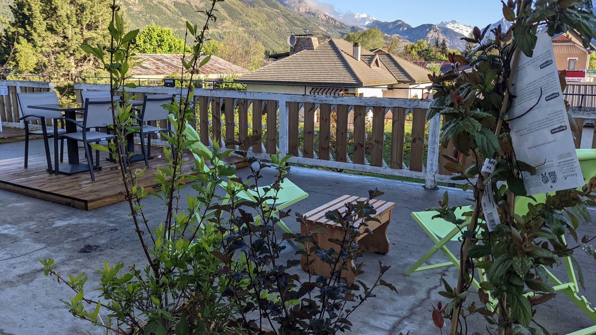 Eygliers Hotel | L'auberge D'eygliers
