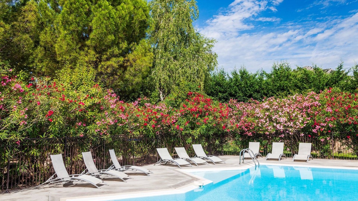 Saint-Hippolyte-du-Fort Hotel | L'Auberge Cigaloise