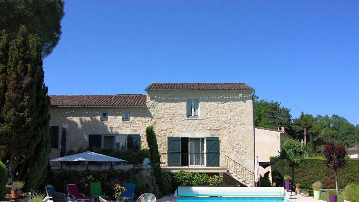 Puisseguin House | L' Authentic - Puisseguin